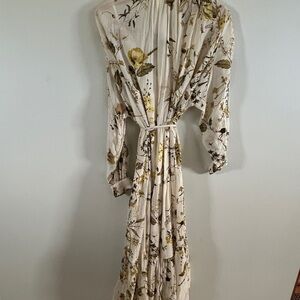 H&M Cream Floral Long Sleeve Dress yellow floral medium